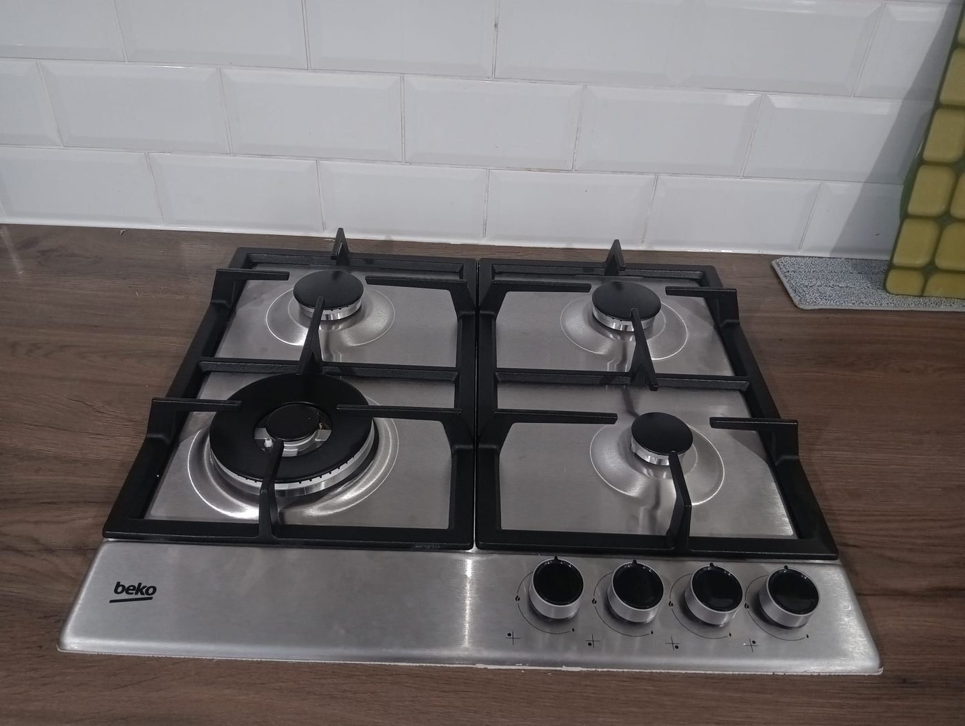Gas Safe engineer installing a new gas hob in Dagenham, East London